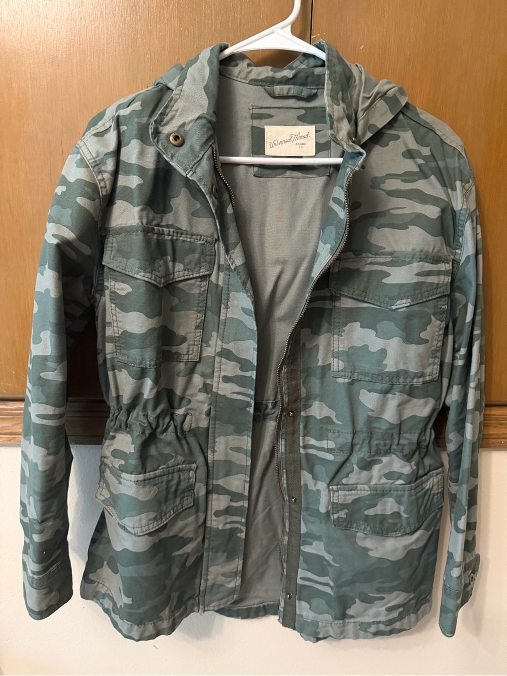 Universal Thread Green Camo Field Jacket with Hood-Size Small